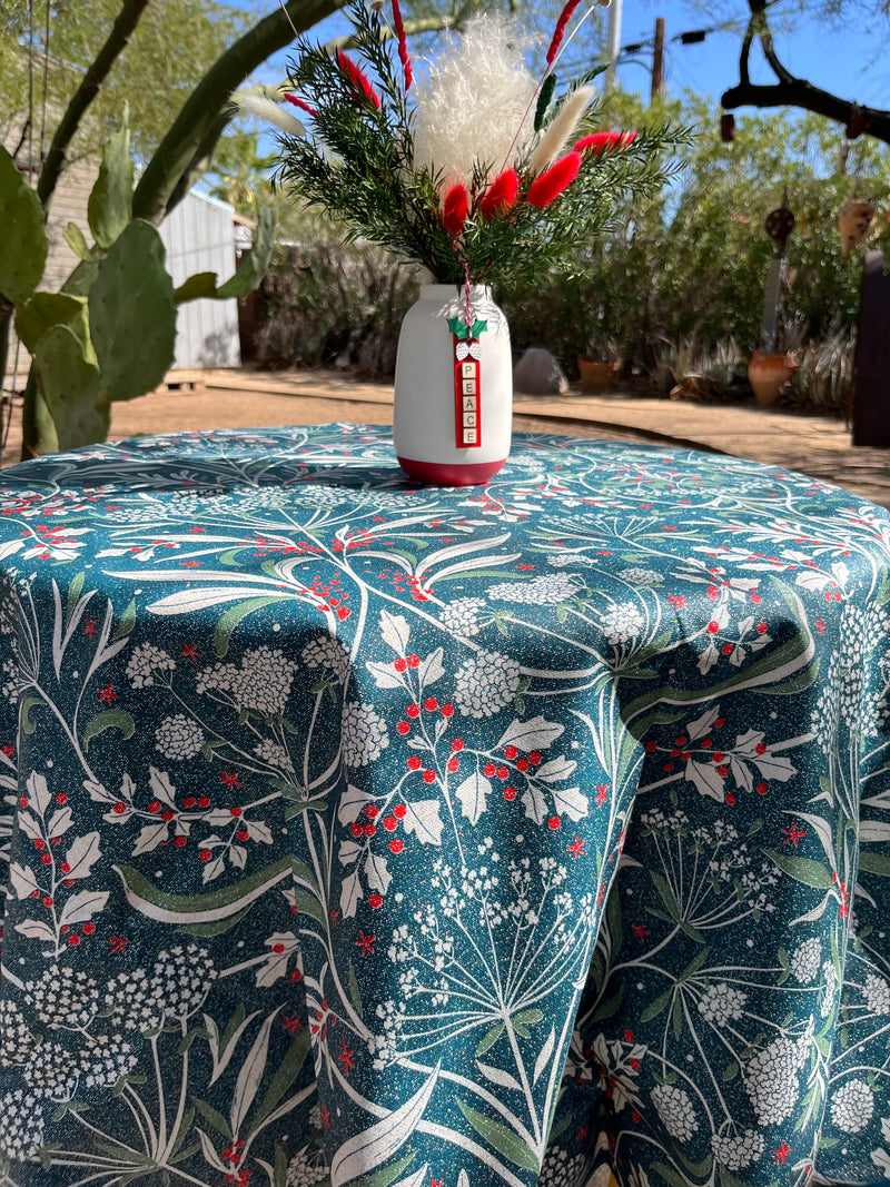 Solstice Heavy Coated Cotton Round Tablecloth (59")