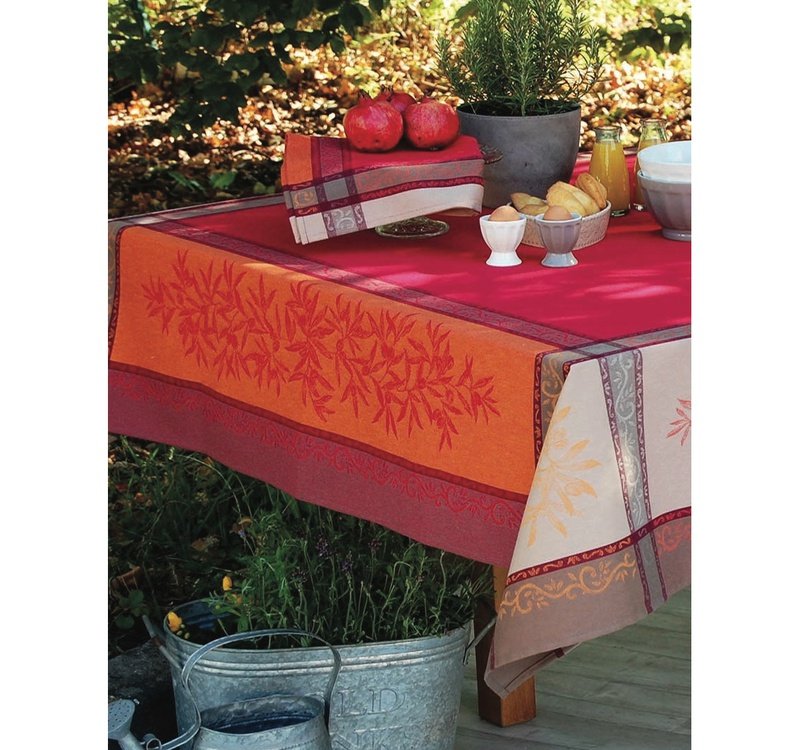 Olive Terra-Cotta Teflon-Coated Jacquard Tablecloth