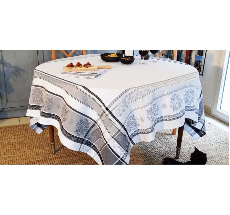 Callas Ecru/Grey Teflon-Coated Jacquard Tablecloth